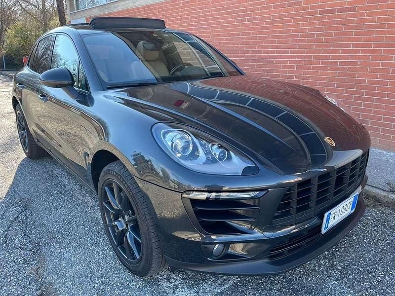Grigio Usata 2018 Porsche Macan SUV | 28.900 € (Super prezzo) - Immagine 1/4