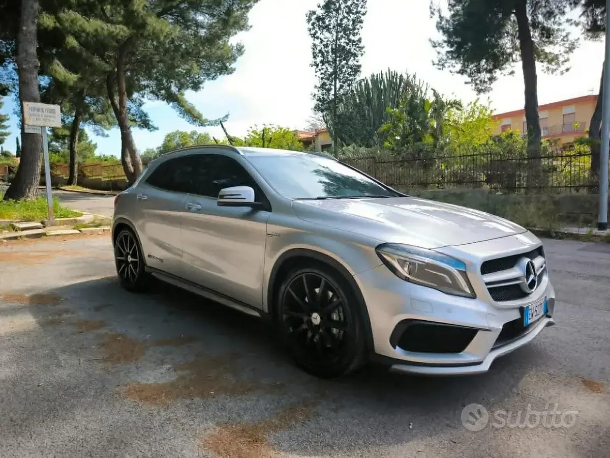 Usata Mercedes GLA45 AMG AMG 360 CV (264 kW) 2014 Grigio SUV