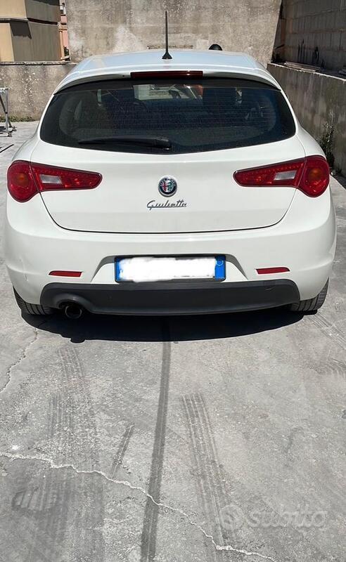 Usato 2014 Alfa Romeo Giulietta 1.6 Diesel 109 CV (6.500 €)