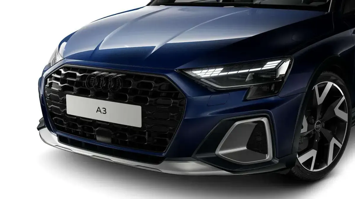 Nuova Audi A3 S-Line 150 CV (110 kW) 2026 Nero Berlina