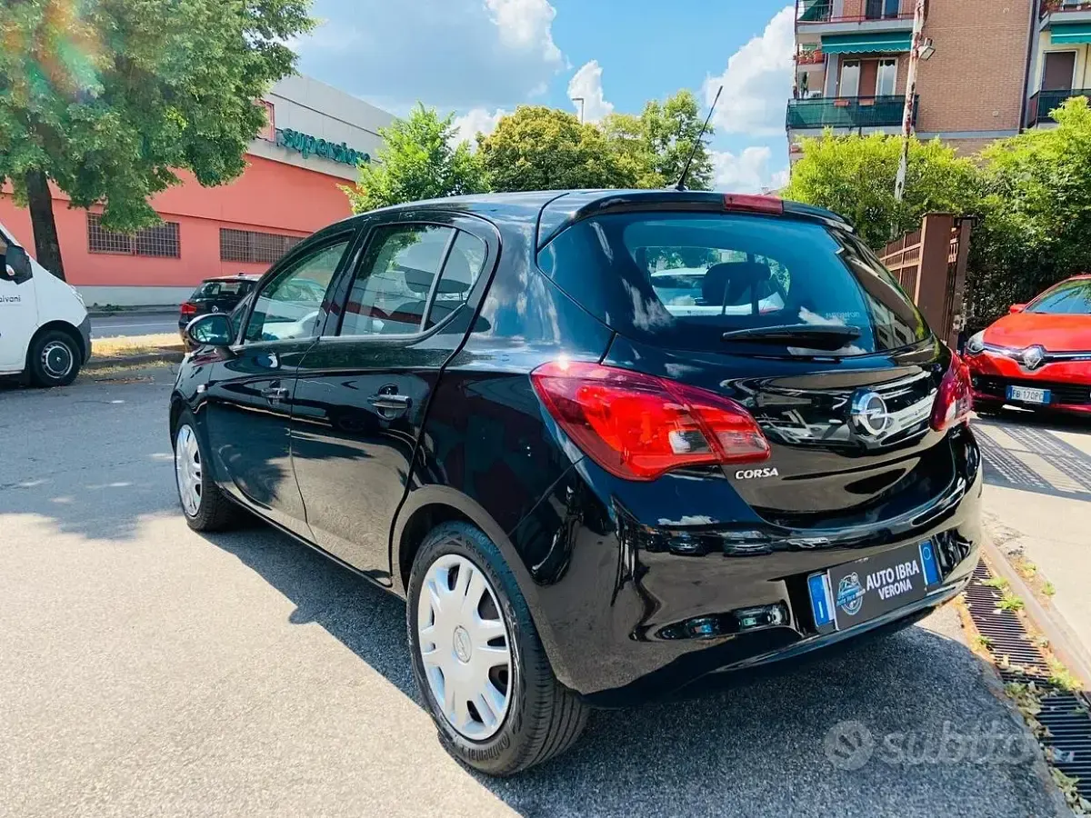 Usata Opel Corsa Cosmo 90 CV (66 kW) 2016 Nero Utilitaria