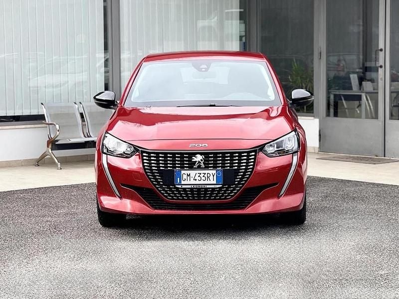 Usata Peugeot 208 75 CV (55 kW) 2023 Rosso Utilitaria