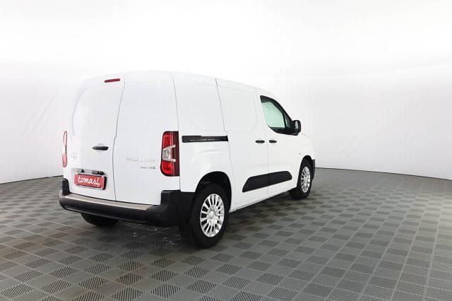Usata Toyota Proace City City 56 kW (77 CV) 2024 Bianco Monovolume