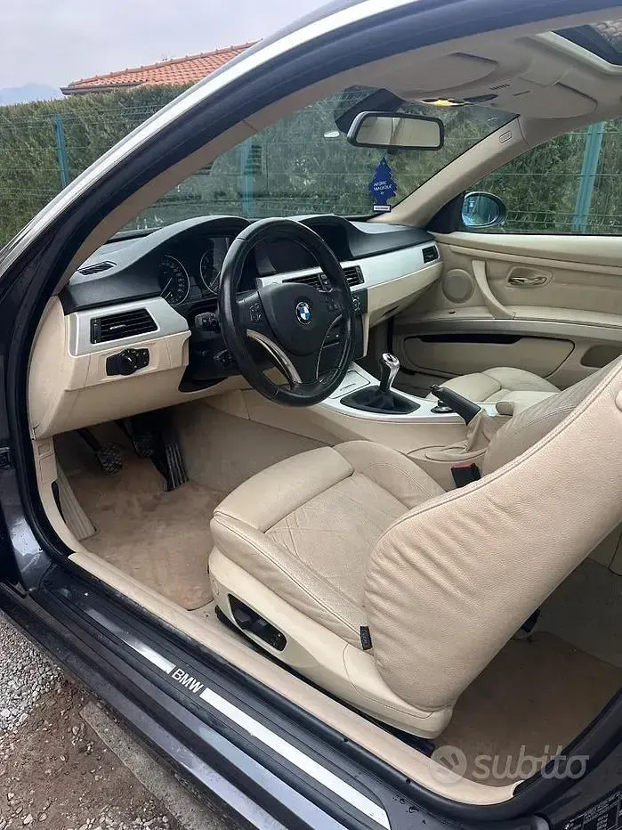 Usata BMW 330 M Performance 272 CV (200 kW) 2006 Grigio Coupé