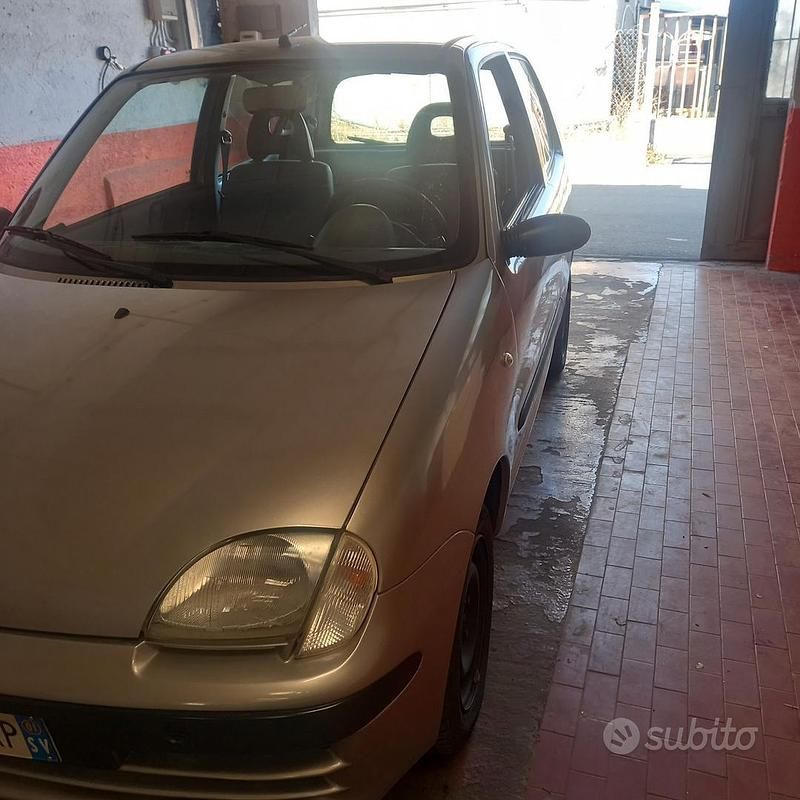 Usata Fiat 600 2001 Grigio Berlina