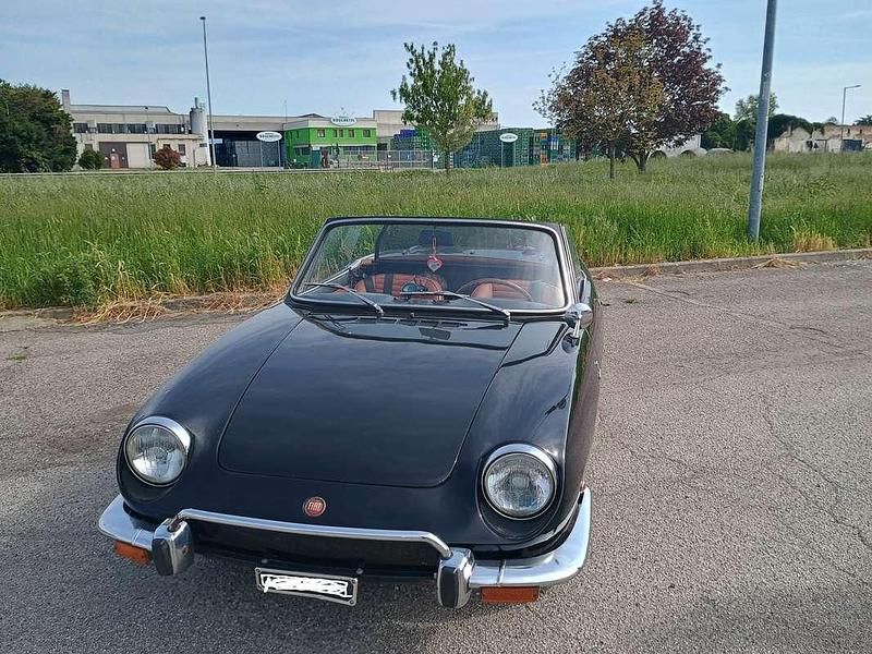 Usata Fiat 850 Sport 52 CV (38 kW) 1973 Nero Cabrio