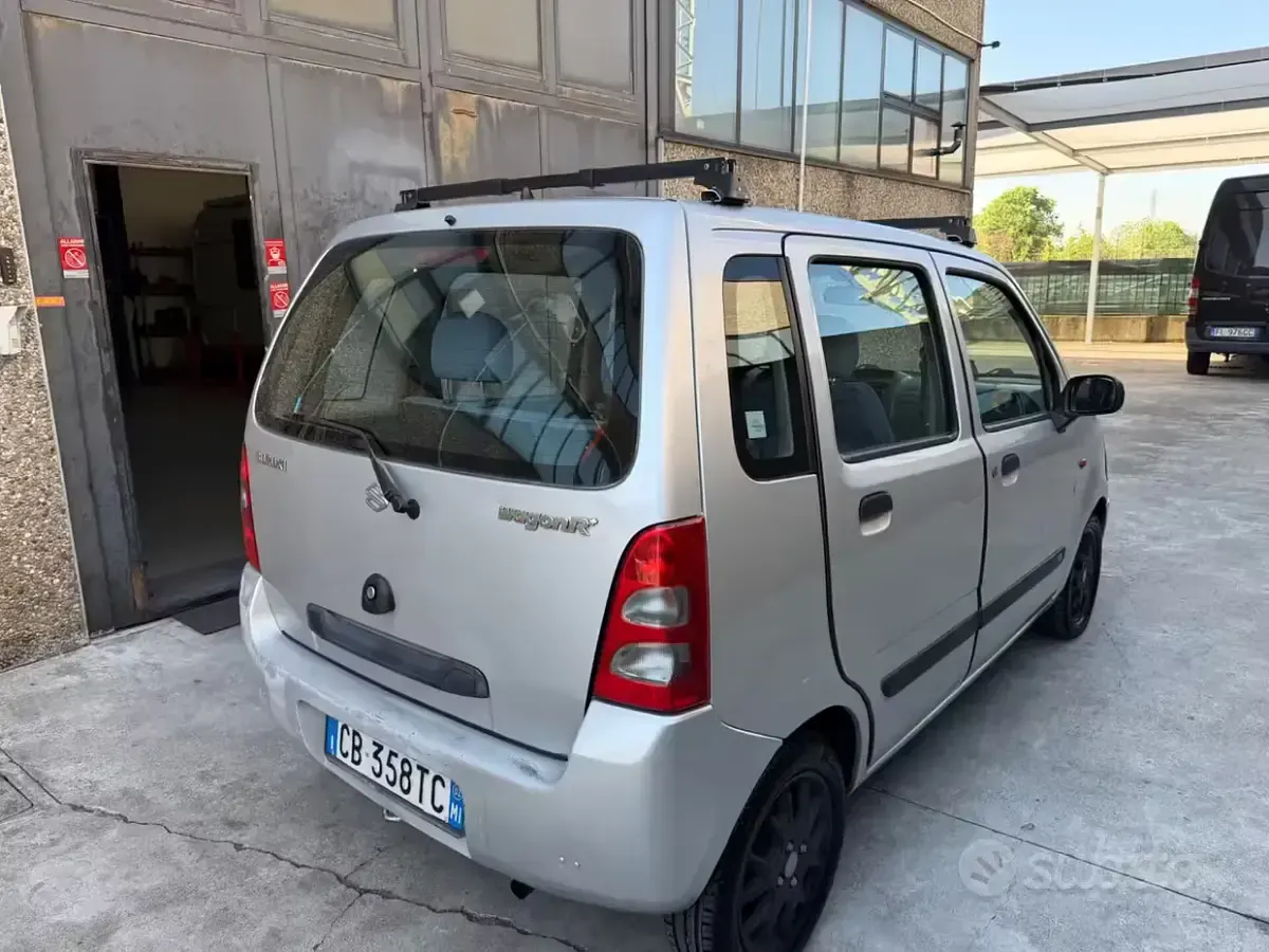 Gebraucht Suzuki Wagon R+ 76 PS (55 kW) 2002 Grau Van / Kleinbus