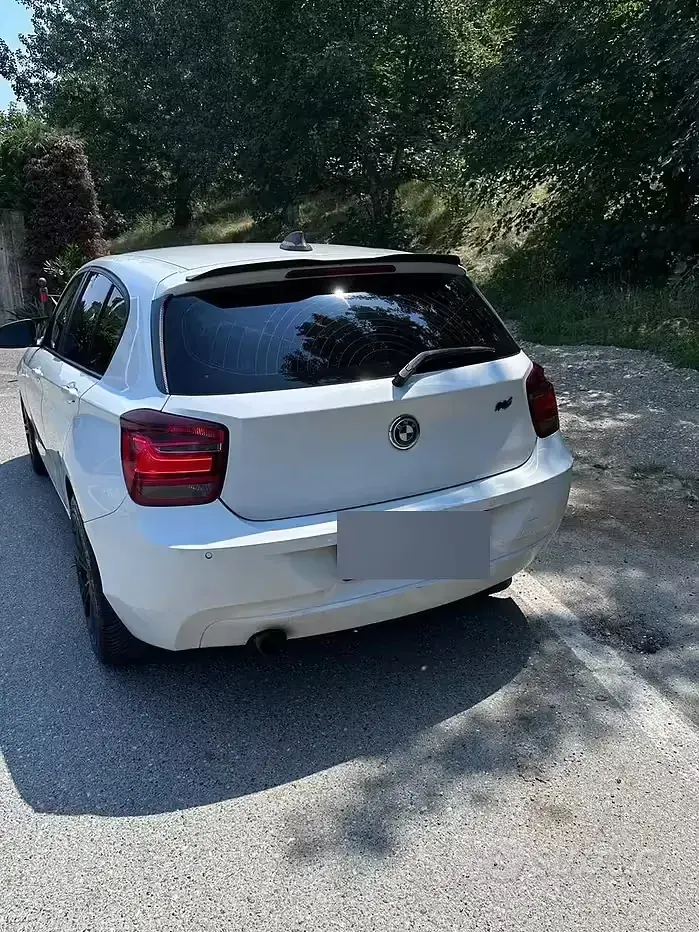 Usata BMW 114 95 CV (69 kW) 2012 Bianco Utilitaria