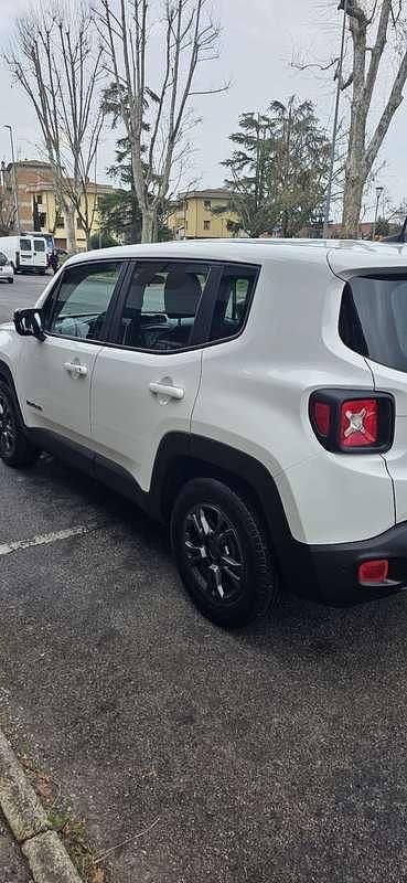 Używany Jeep Renegade Longitude 120 KM (88 kW) 2023 SUV