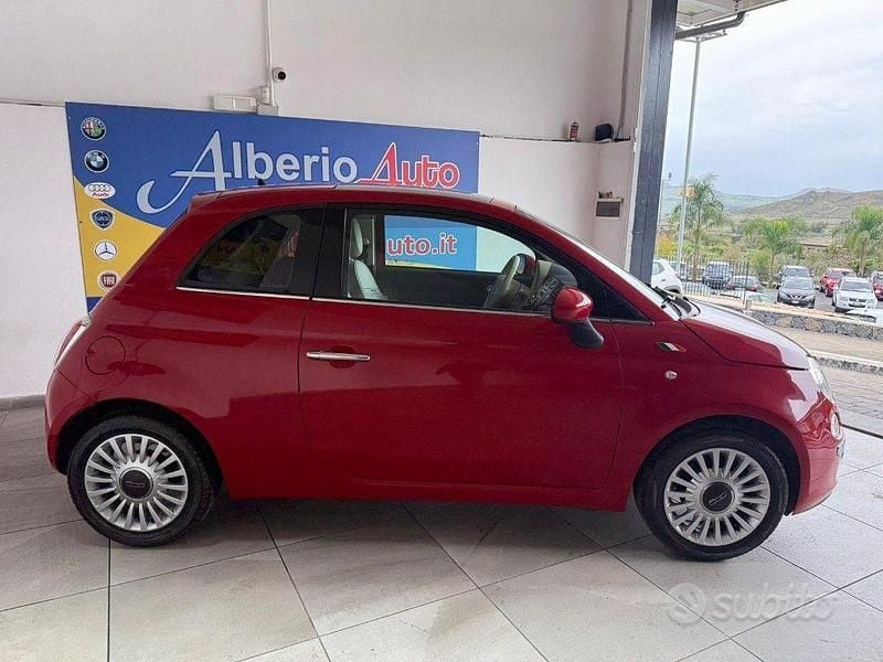 Usata Fiat 500 Lounge 69 CV (50 kW) 2009 Rosso Utilitaria