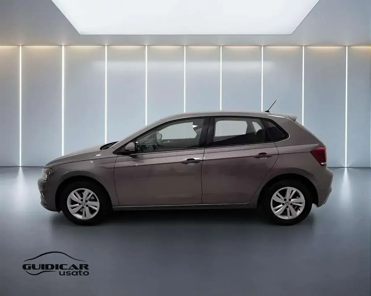 Usata VW Polo Comfortline 80 CV (58 kW) 2018 Grigio Utilitaria