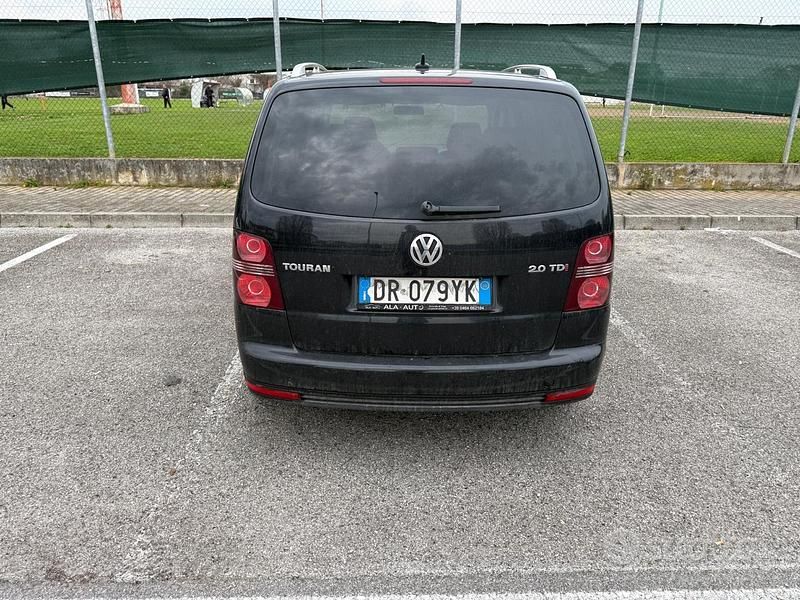 Usata VW Touran Highline 170 CV (125 kW) 2008 Nero Monovolume