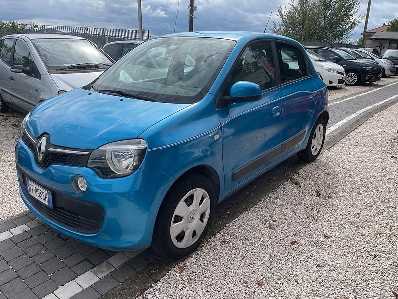 Usata Renault Twingo SE 69 CV (50 kW) 2016 Blu Utilitaria