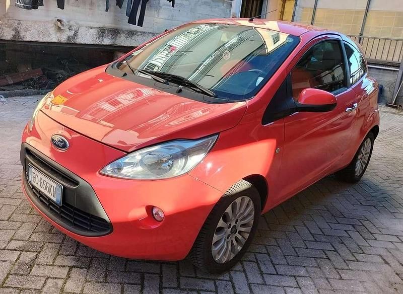 Usata Ford Ka 69 CV (50 kW) 2010 Rosso Berlina