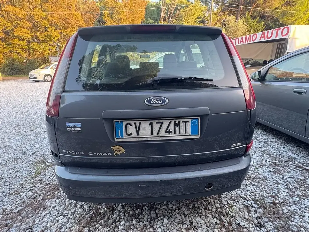 Usata Ford C-MAX Ghia 109 CV (80 kW) 2005 Grigio Monovolume