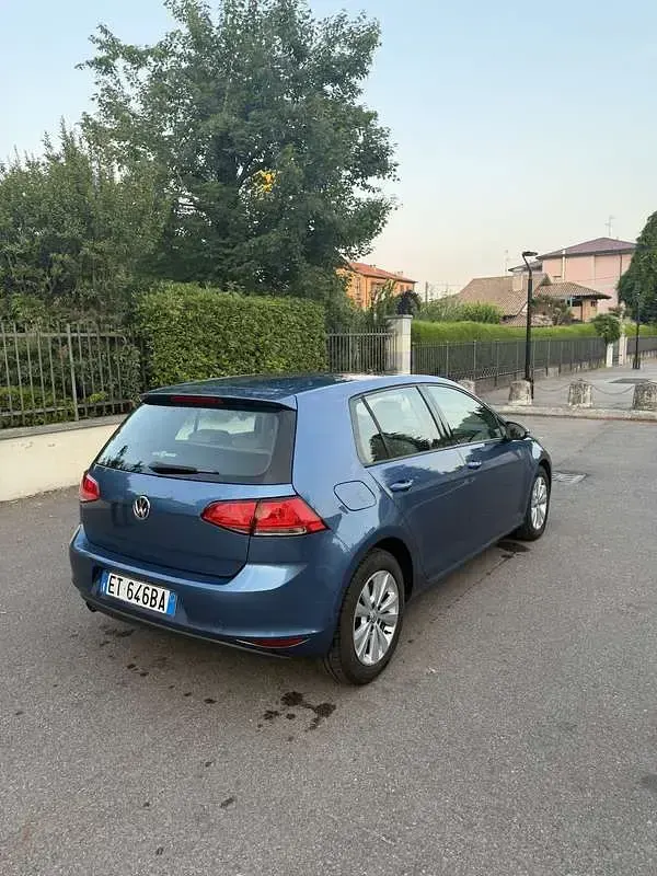 Usata VW Golf VII Comfortline 105 CV (77 kW) 2013 Berlina
