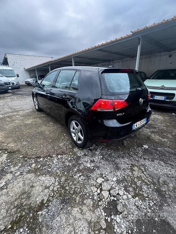 Usata VW Golf VII Highline 89 CV (65 kW) 2014 Nero Berlina