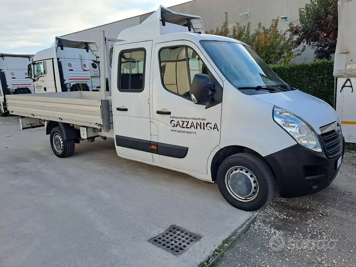 Usata Opel Movano 136 CV (100 kW) 2016 Bianco Monovolume