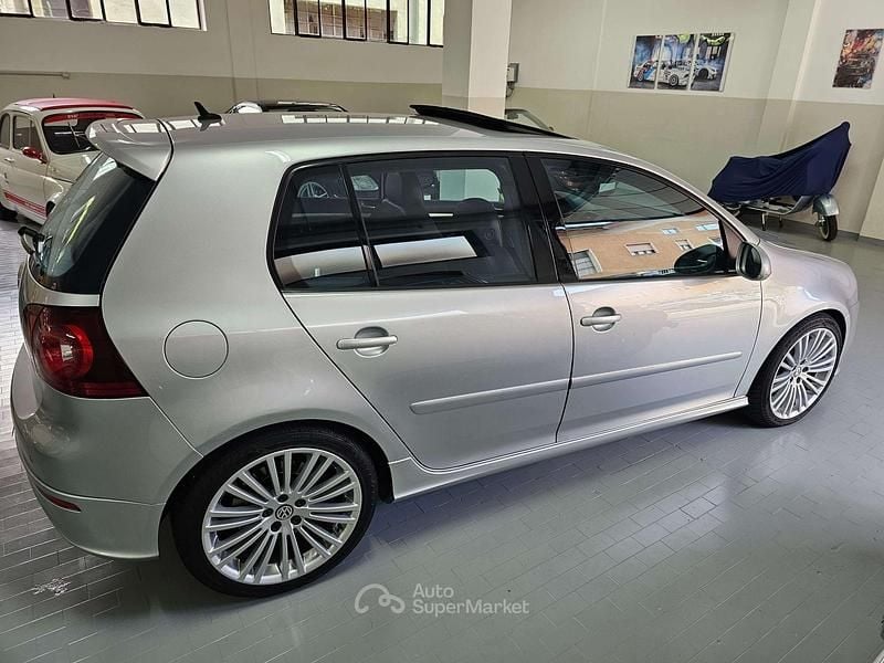 Usata VW Golf IV R 250 CV (183 kW) 2006 Grigio Berlina