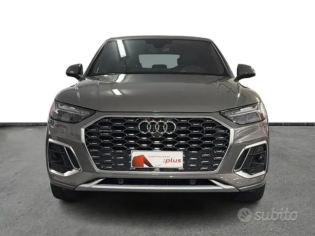 Usata Audi Q5 Sportback S-line plus 204 CV (150 kW) 2025 Grigio SUV