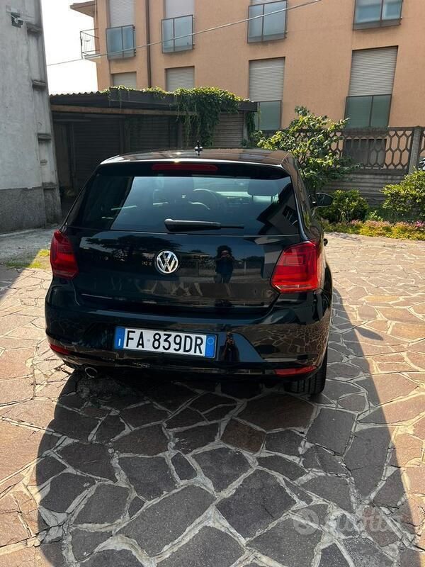 Usata VW Polo Comfortline 90 CV (66 kW) 2015 Nero Utilitaria