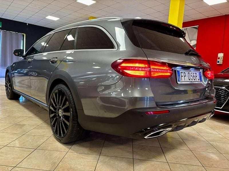 Usata Mercedes E220 All-Terrain Premium 194 CV (142 kW) 2018 Antracite Station wagon