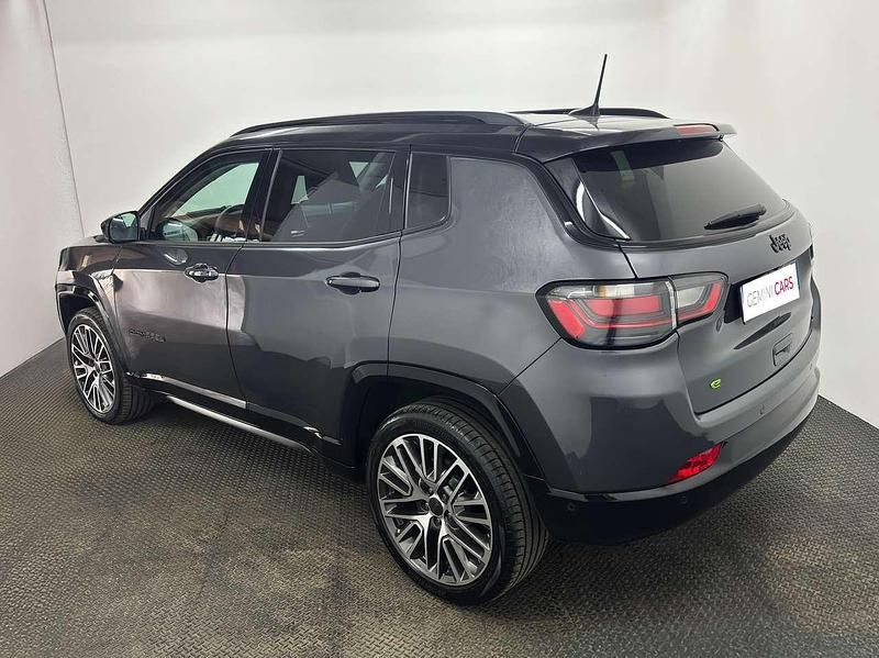 Usata Jeep Compass Summit 131 CV (96 kW) 2024 Grigio SUV