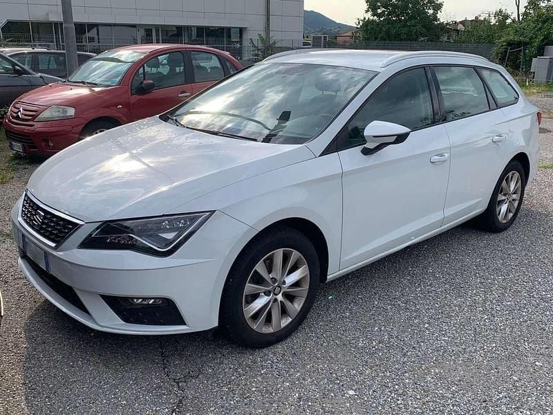 Usata Seat Leon ST Business 116 CV (85 kW) 2018 Bianco Station wagon