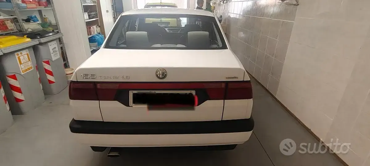 Usata Alfa Romeo 155 126 CV (92 kW) 1992 Bianco Berlina