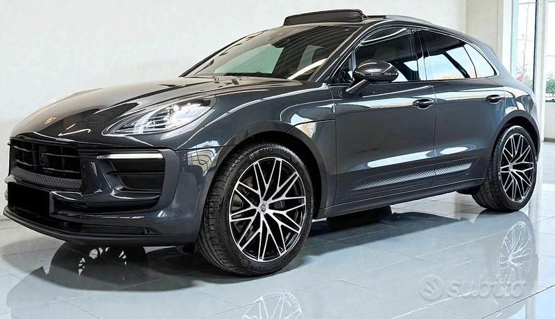 Usata Porsche Macan Sport 265 CV (194 kW) 2022 Grigio SUV