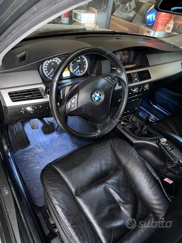 Usata BMW 530 218 CV (160 kW) 2004 Grigio Berlina