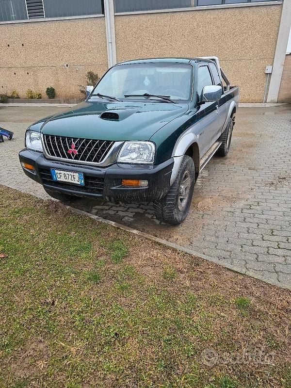 Usata Mitsubishi L200 2003 Grigio Pick-up