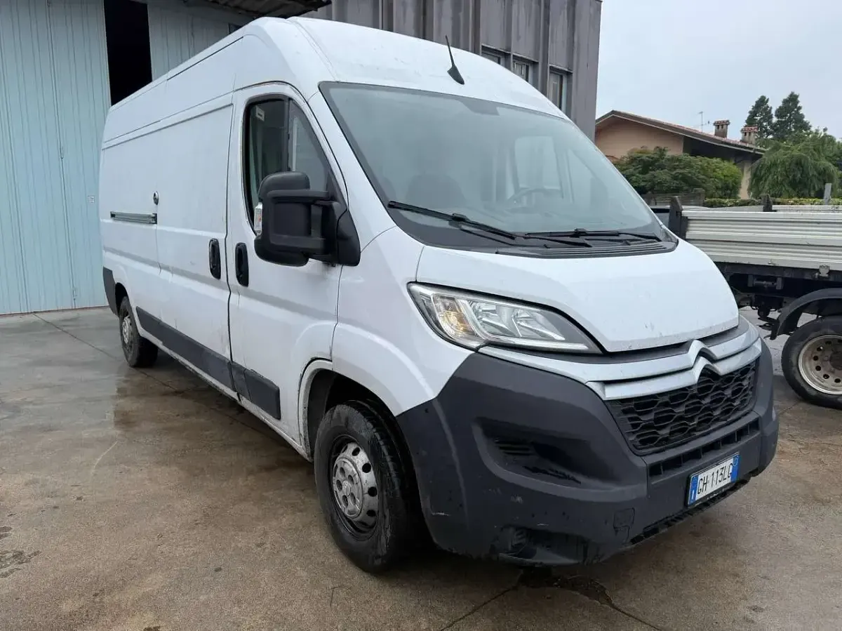 Usata Citroën Jumper 140 CV (102 kW) 2021 Bianco Monovolume