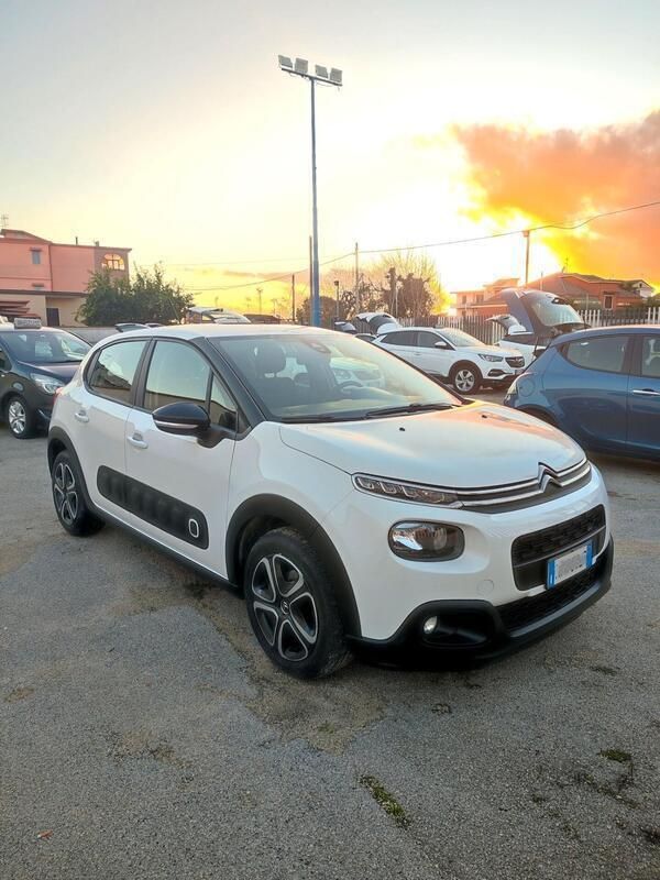 Usata Citroën C3 Feel 68 CV (50 kW) 2019 Bianco Utilitaria