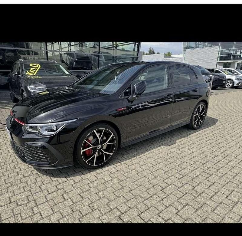 Usata VW Golf VIII Ultimate 245 CV (180 kW) 2024 Berlina