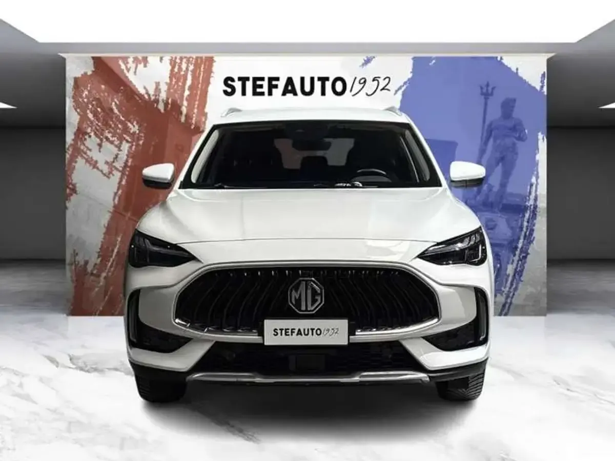 Usata MG HS Luxury 162 CV (119 kW) 2024 Bianco SUV