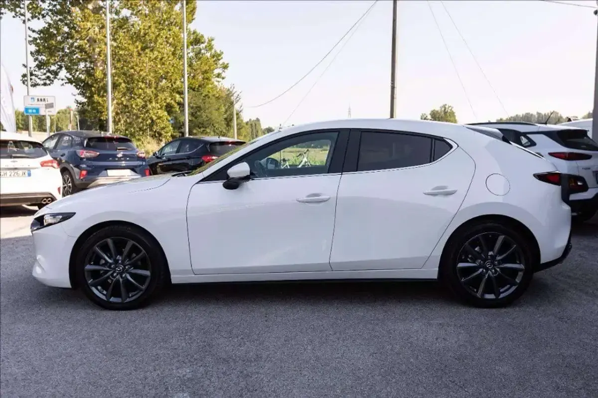 Usata Mazda 3 Homura-Line 122 CV (89 kW) 2024 Bianco Berlina