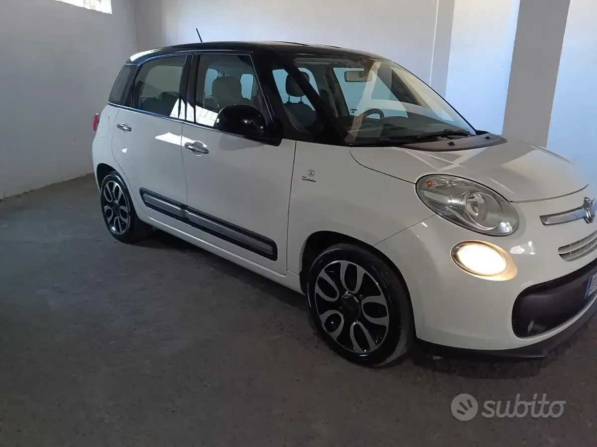 Usata Fiat 500L Pop Star 85 CV (62 kW) 2013 Bianco Monovolume