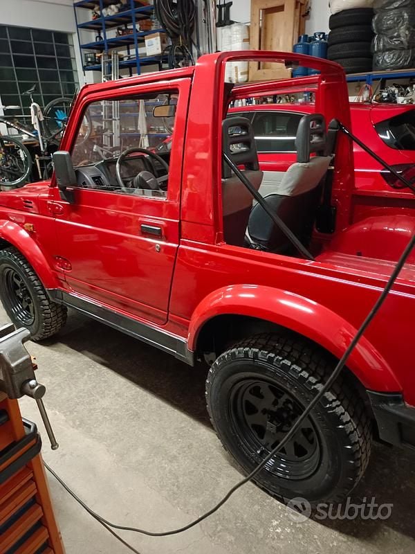 Usata Suzuki Samurai 1989 Rosso SUV