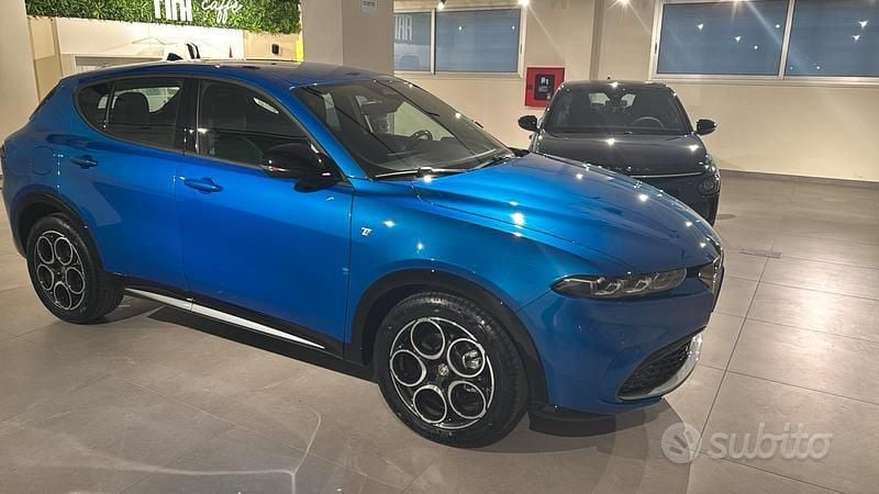 Usata Alfa Romeo Tonale Ti 160 CV (117 kW) 2023 Blu SUV
