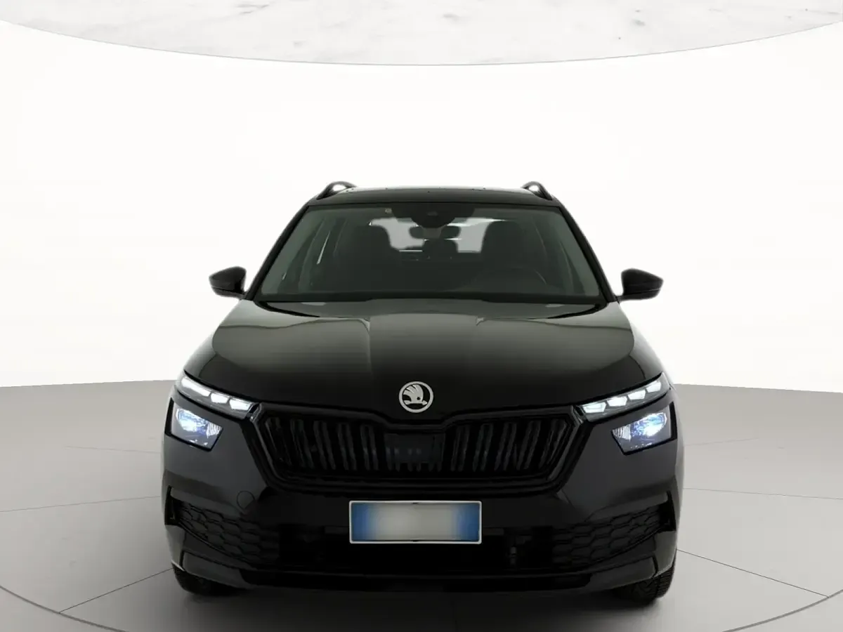 Usata Skoda Kamiq 150 CV (110 kW) 2023 Nero tulipano perlato SUV