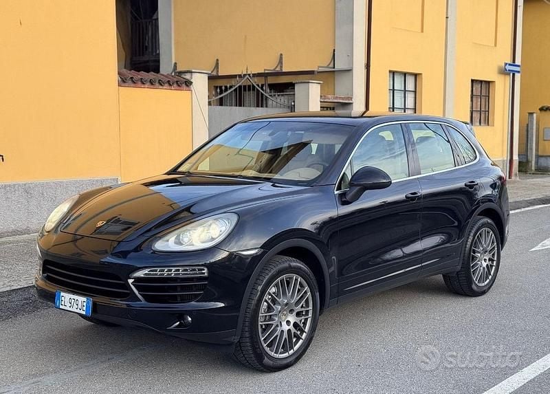 Usata Porsche Cayenne 2012 Nero SUV