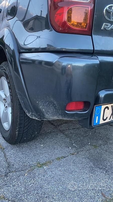 Usata Toyota RAV4 2005 Grigio SUV