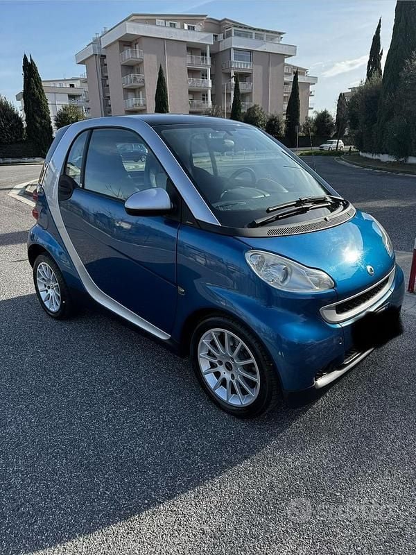 Blu Usata 2010 Smart ForTwo Coupé Coupé | 5900 € (Buon prezzo) - Immagine 1/4