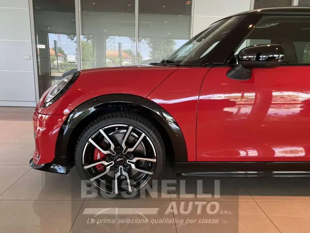 Usata Mini John Cooper Works 231 CV (169 kW) 2025 Chili red ii Utilitaria