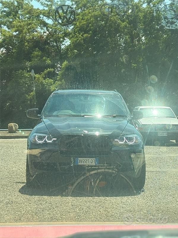 Nero Usata 2009 BMW X5 SUV | 8500 € (Ottimo prezzo) - Immagine 1/4