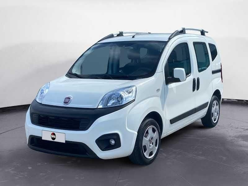 Bianco Usata 2018 Fiat Fiorino Trekking Monovolume | 8700 € (Cara) - Immagine 1/4