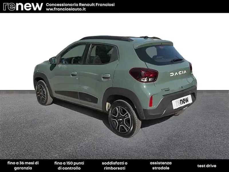 Usata Dacia Spring Expression 33 kW (45 CV) 2023 Verde scuro Utilitaria