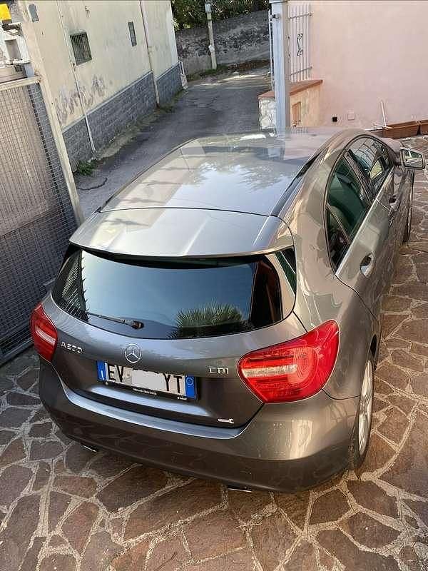 Usata Mercedes A200 136 CV (100 kW) 2014 Berlina