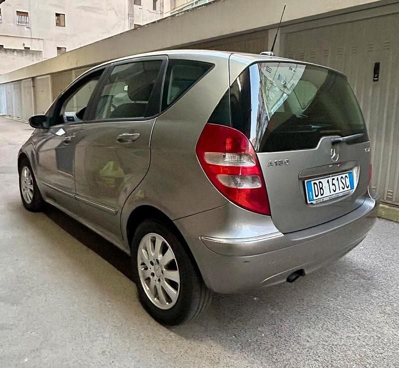 Usata Mercedes A180 Elegance 109 CV (80 kW) 2006 Grigio Berlina